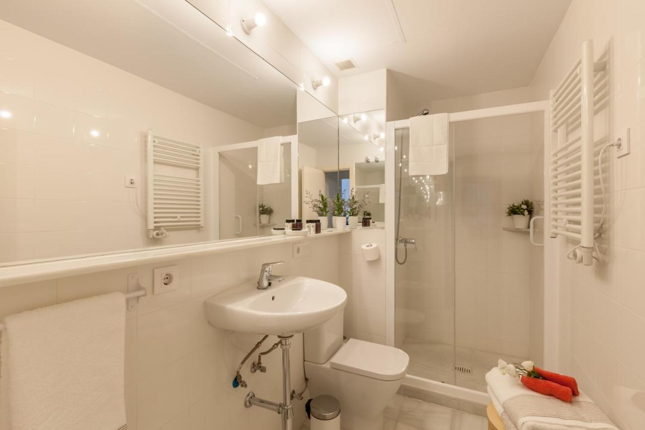 Apartamento Deluxe Calle Imagen 塞维利亚 外观 照片